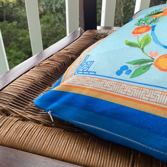 Pillow Cover - Navy Blue & Gold Ginger Jar - Grandmillennial Decor NWT - Picture 5 of 5